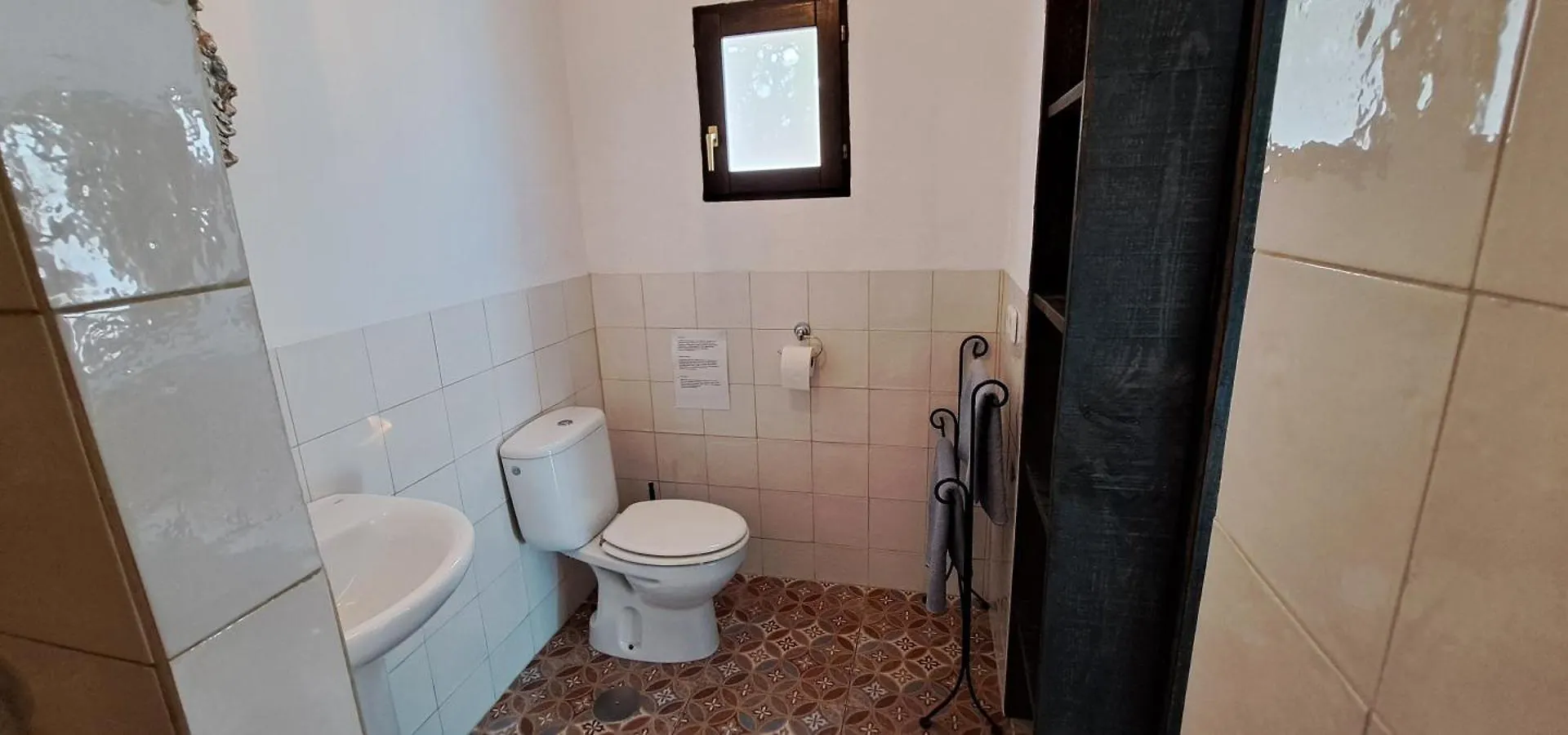 Casa El Chorro Bed & Breakfast