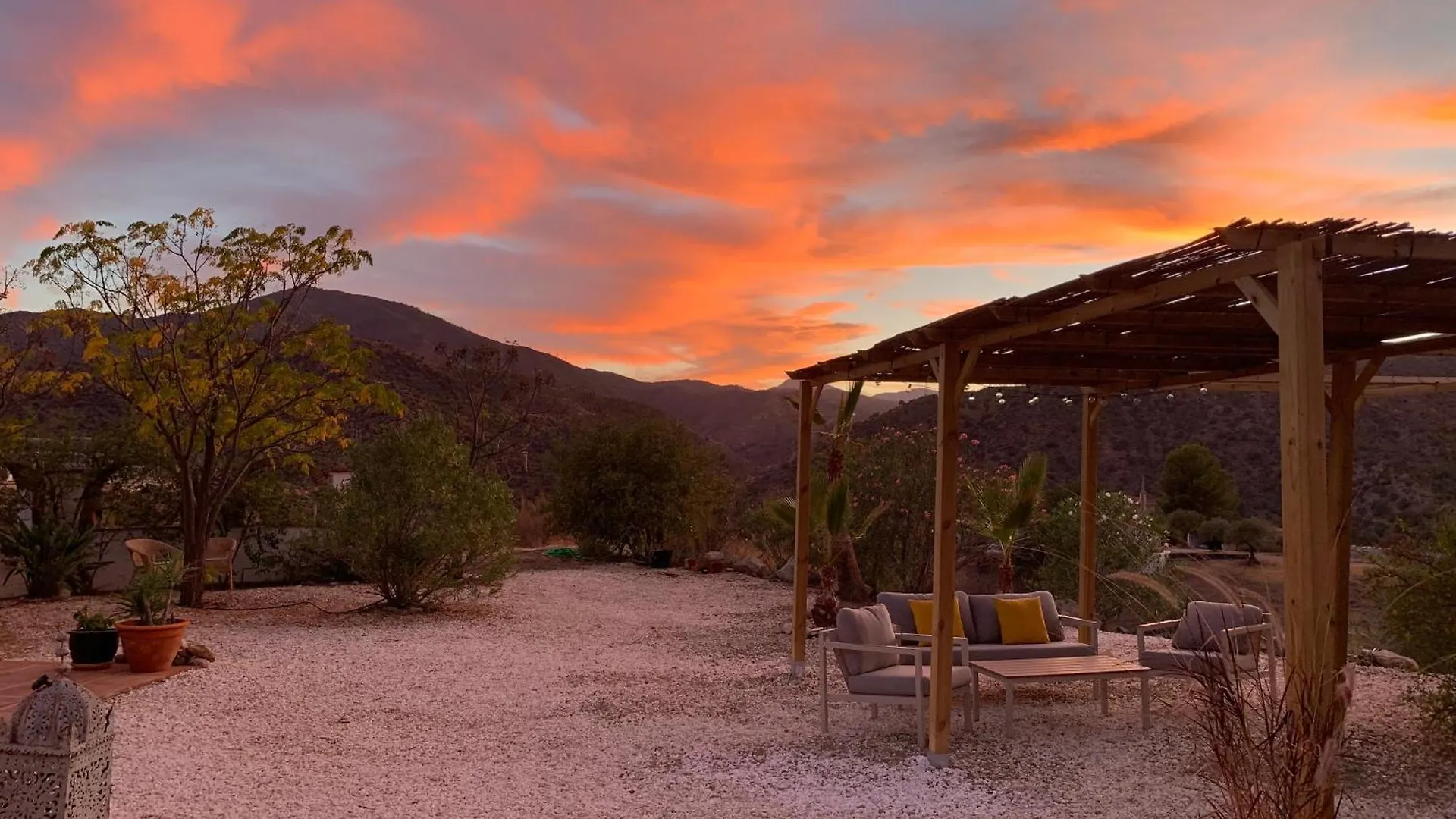 Casa El Chorro Bed & Breakfast